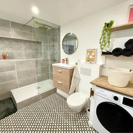Centre De Apartment *